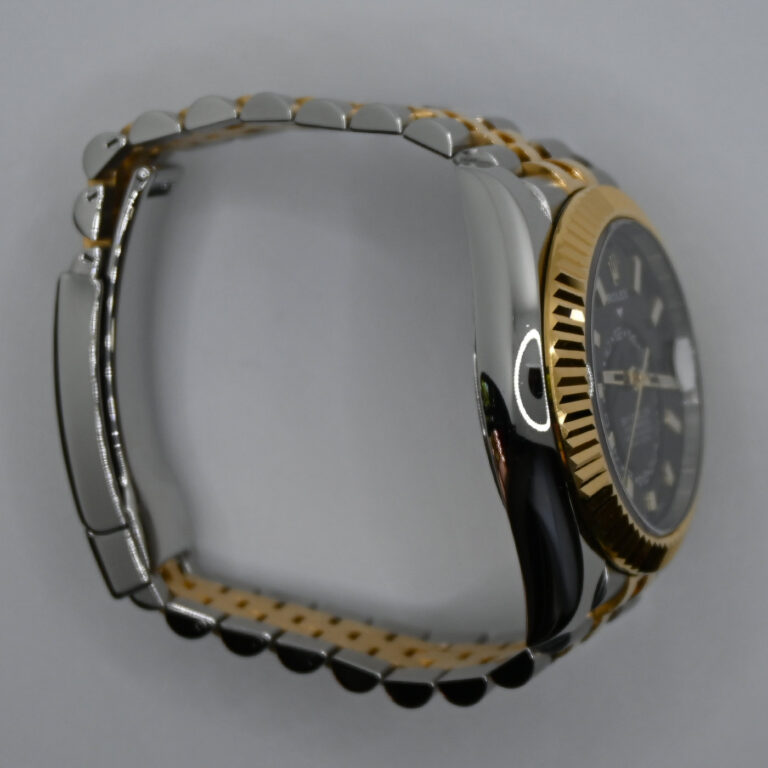 5 rolex sky dweller acero y oro 326993 9341_resultado