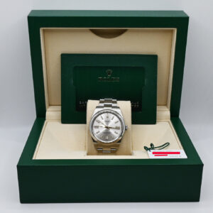 10 Rolex oyster perpetual 41mm silver 124300 9371_resultado