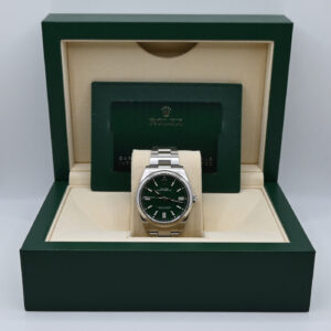 10 Rolex oyster perpetual 41mm verde 124300 9369