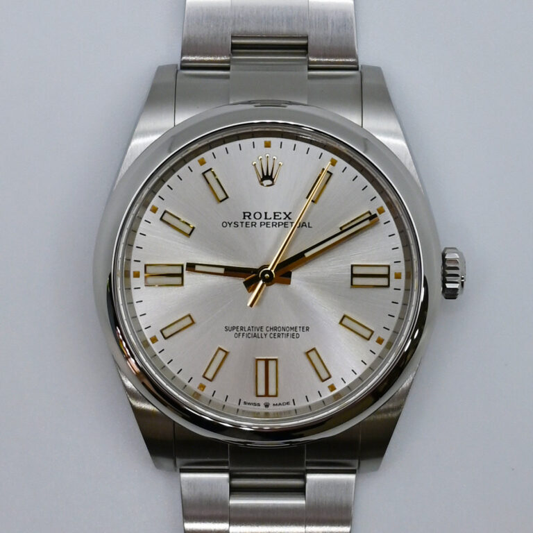 2 Rolex oyster perpetual 41mm silver 124300 9371_resultado