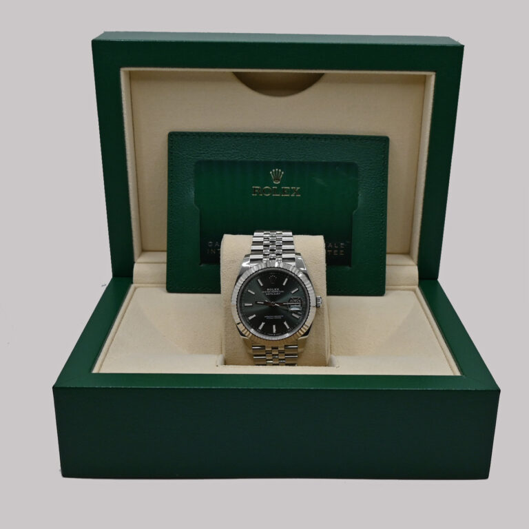 10 rolex datejust 41mm 126334 mint green 9416_resultado