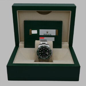 10 rolex submariner hulk 116610lv 9421_resultado