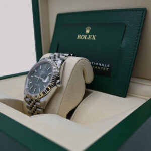 12 rolex datejust 41mm 126334 mint green 9416_resultado