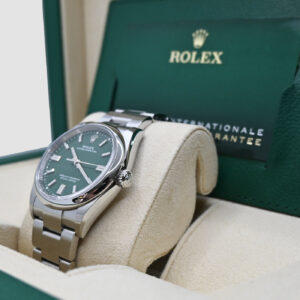 14 rolex oyster perpetual 36mm 126000 verde 9446_resultado
