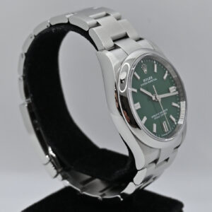 8 rolex oyster perpetual 36mm 126000 verde 9446_resultado
